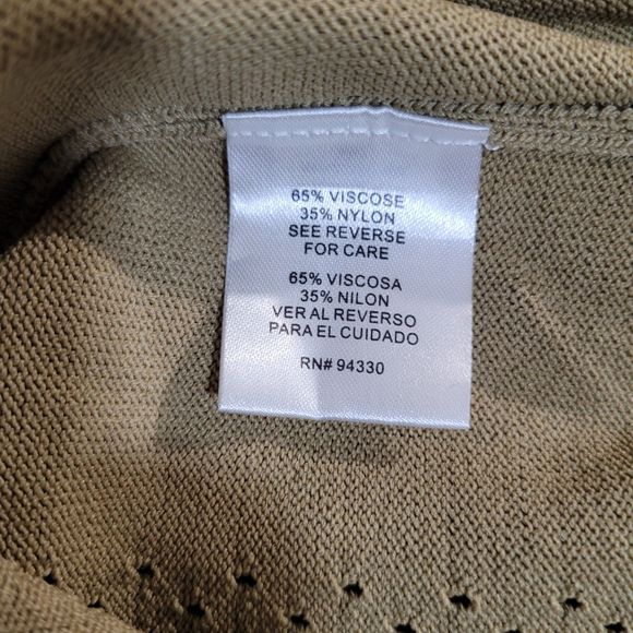 One A Women's Beige Cold Shoulder Hollow Out Long Sleeve Knit Top Size XL - Picture 6 of 8